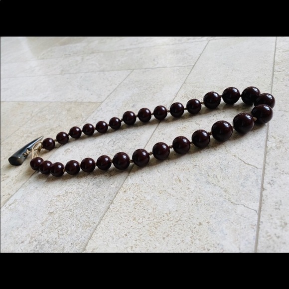 Beautiful black bead necklace - Picture 3 of 4